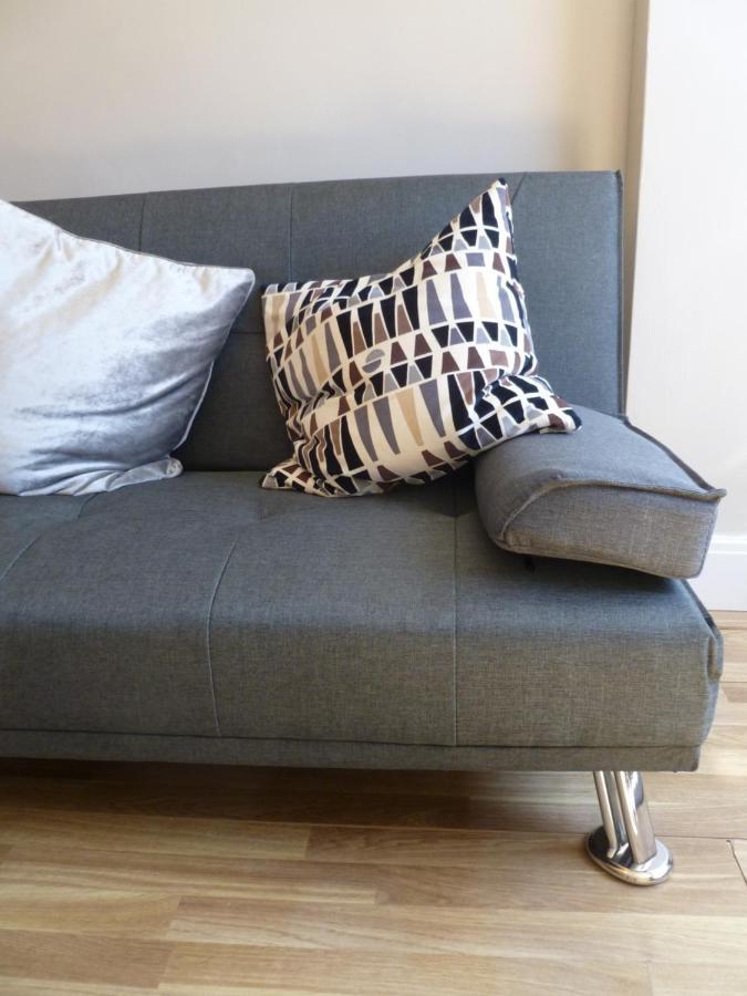 Cosy And Peaceful Maisonette With Terrace, Kidderminster Bagian luar foto