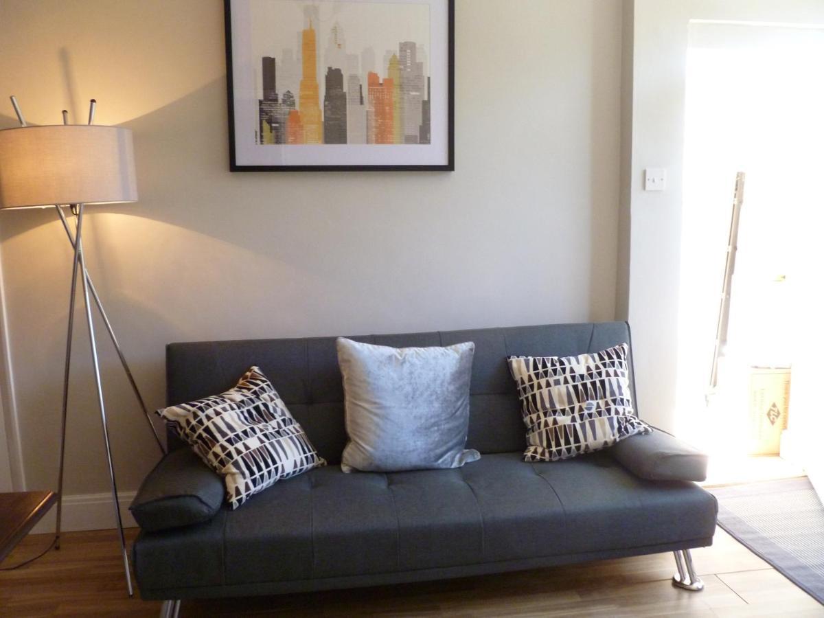 Cosy And Peaceful Maisonette With Terrace, Kidderminster Bagian luar foto
