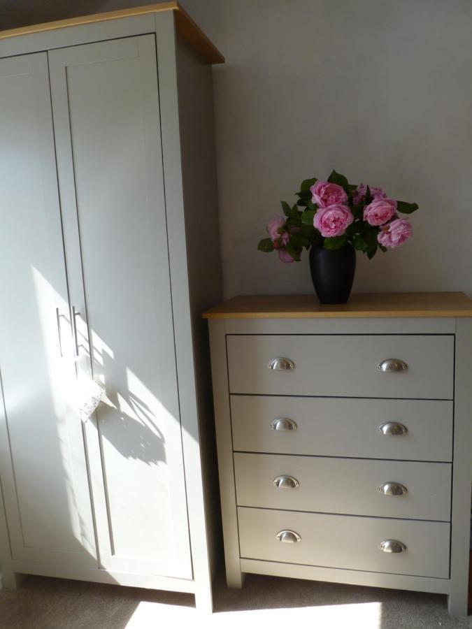 Cosy And Peaceful Maisonette With Terrace, Kidderminster Bagian luar foto