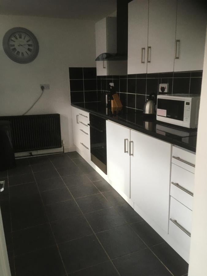 Cosy And Peaceful Maisonette With Terrace, Kidderminster Bagian luar foto